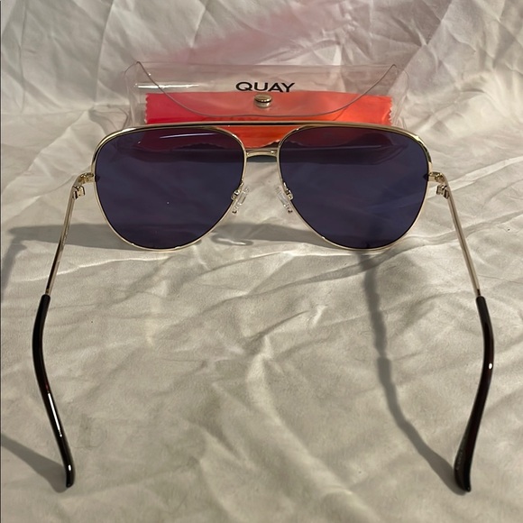 Quay Australia Desi Perkins High Key Aviator Sunglasses - Picture 4 of 7